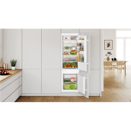 Bosch | Refrigerator | KIV87NSE0 | Energy efficiency class E | Built-in | Combi | Height 177.2 cm | Fridge net capacity 200 L | Freezer net capacity 70 L | 35 dB | White - Image 7