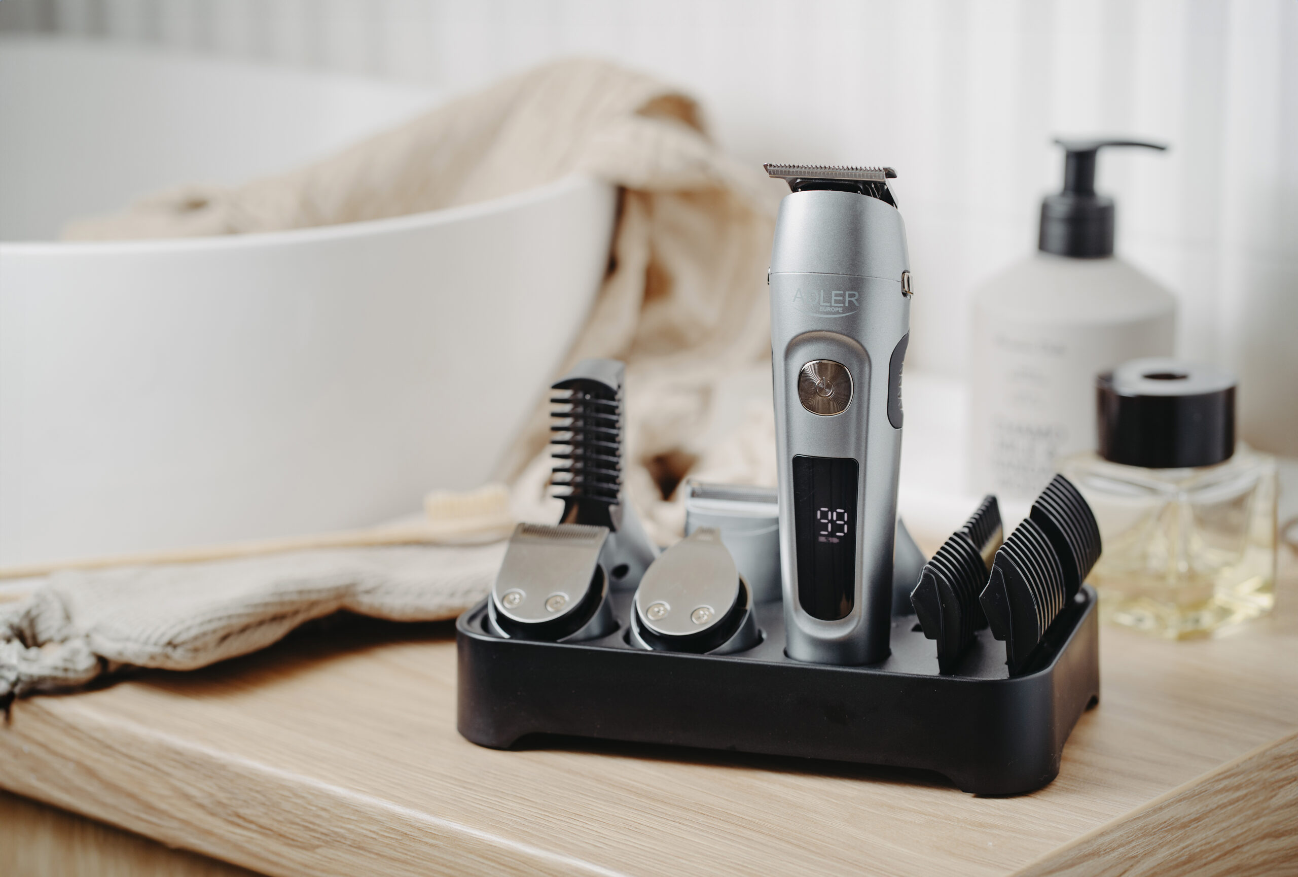 Adler | Grooming 6 in 1 Set | AD 2944 | Cordless | Number of length steps 6 | Stainless Steel/Black - Image 13