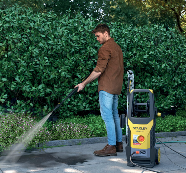 STANLEY SXPW22DHS-E High Pressure Washer (2200 W, 160 bar, 460 l/h) | Stanley 2200 W | 160 bar | 460 l/h - Image 3