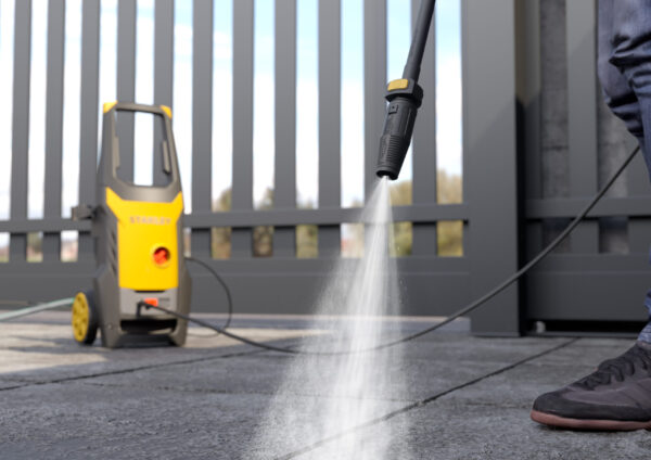 STANLEY SXPW14PE High Pressure Washer with Patio Cleaner (1400 W, 110 bar, 390 l/h) | Stanley 1400 W | 110 bar | 390 l/h - Image 3