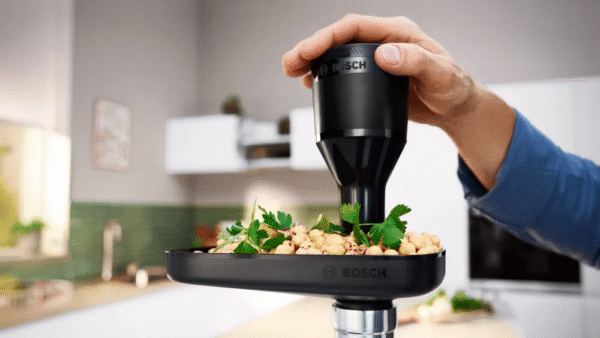 Bosch Food Mincer | MFWS430B | Black | Number of speeds 2 | Throughput (kg/min) 2.5 - Image 4