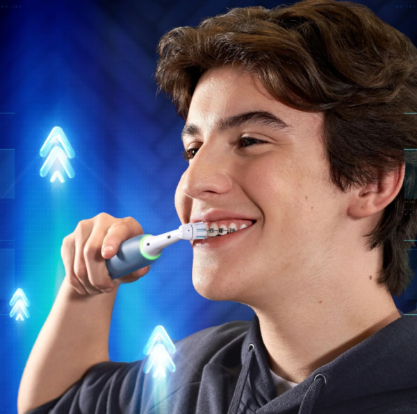 Oral-B | Electric Toothbrush Teens | iO10 My Way | Rechargeable | For adults | Number of brush heads included 2 | Number of teeth brushing modes 4 | Ocean Blue - Image 3