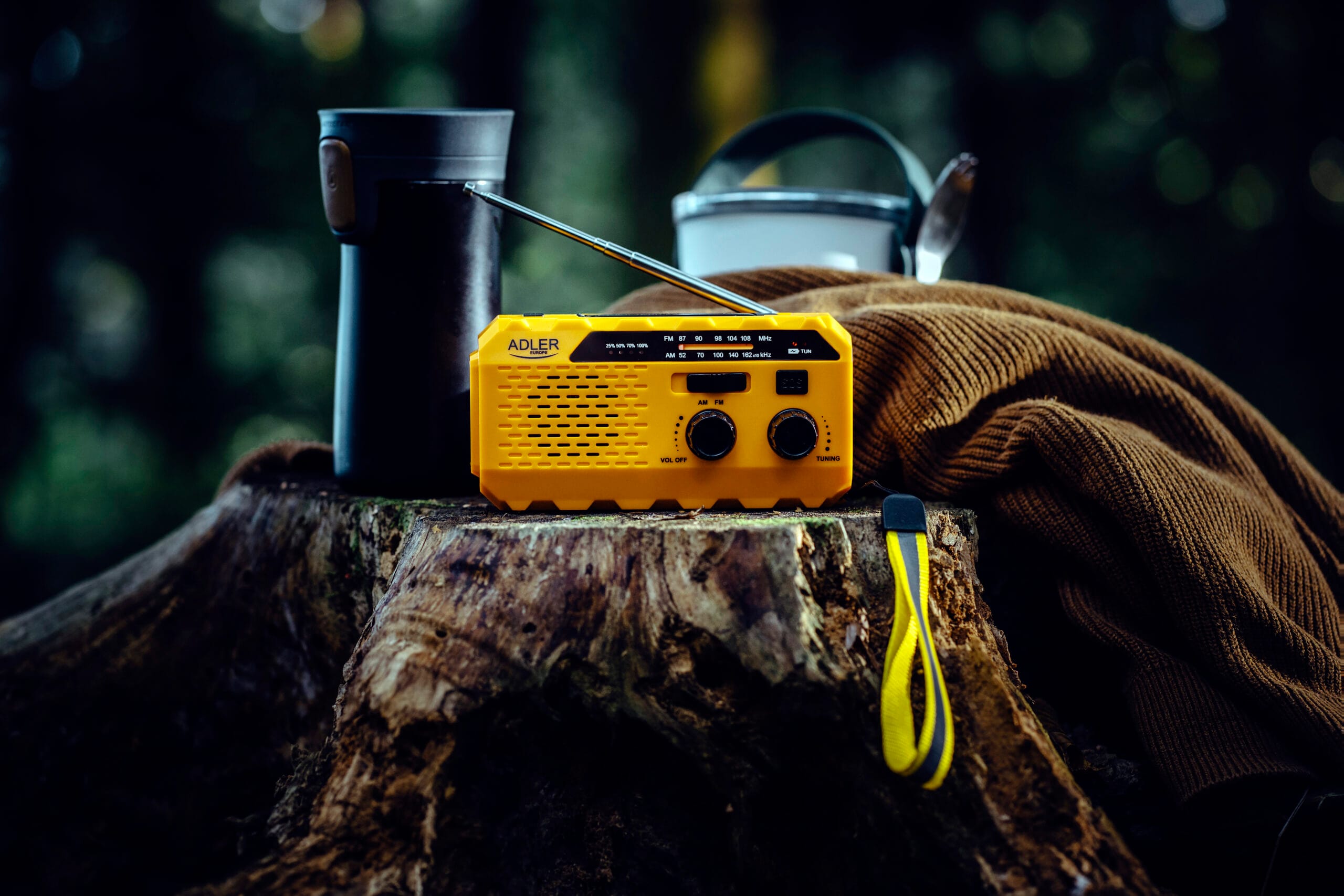 Adler | Portable radio with flashlight | AD 1197 | Alarm function - Image 11