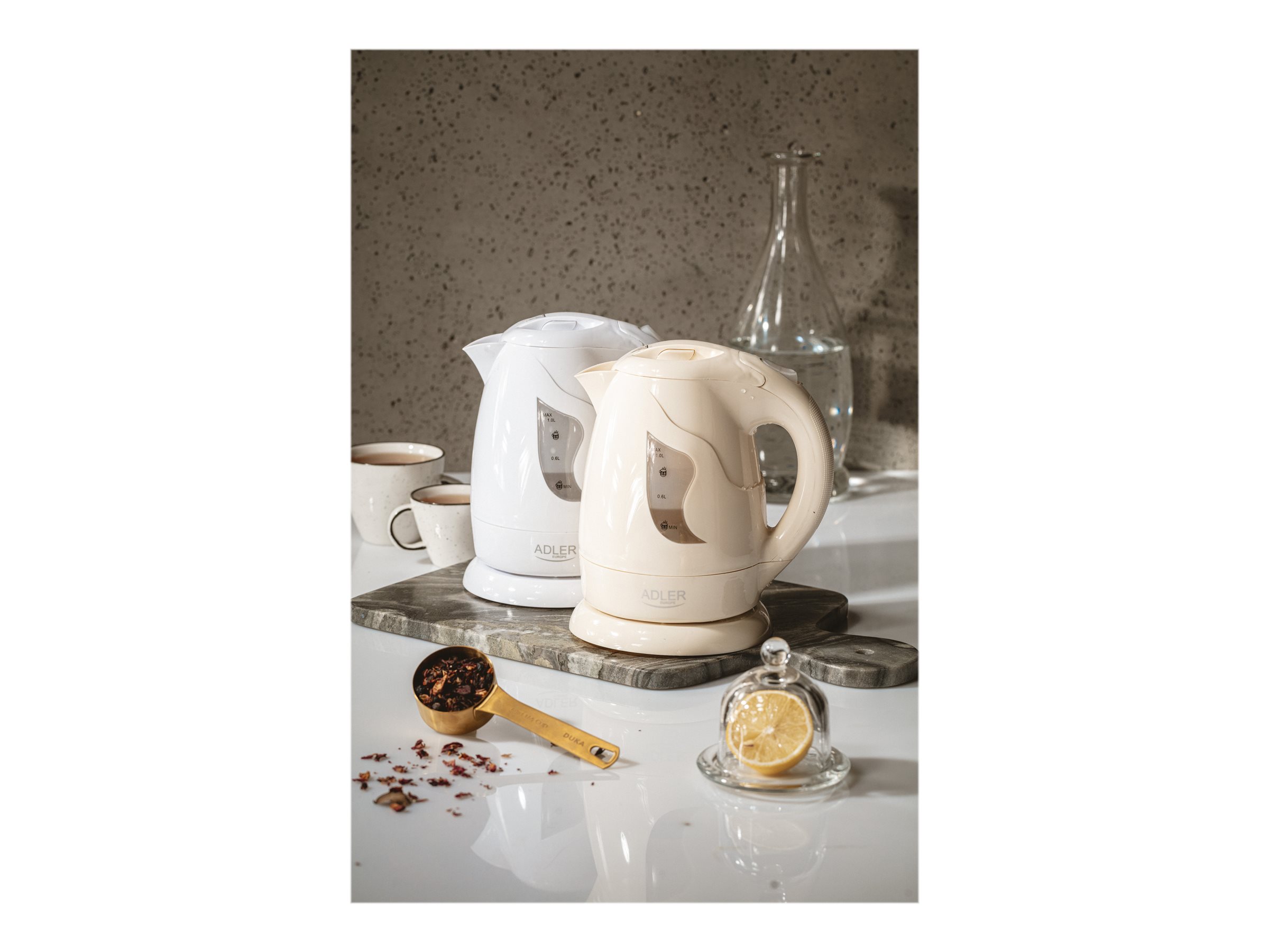 Adler | Kettle | AD 08 | Standard | 850 W | 1 L | Plastic | 360° rotational base | White - Image 6