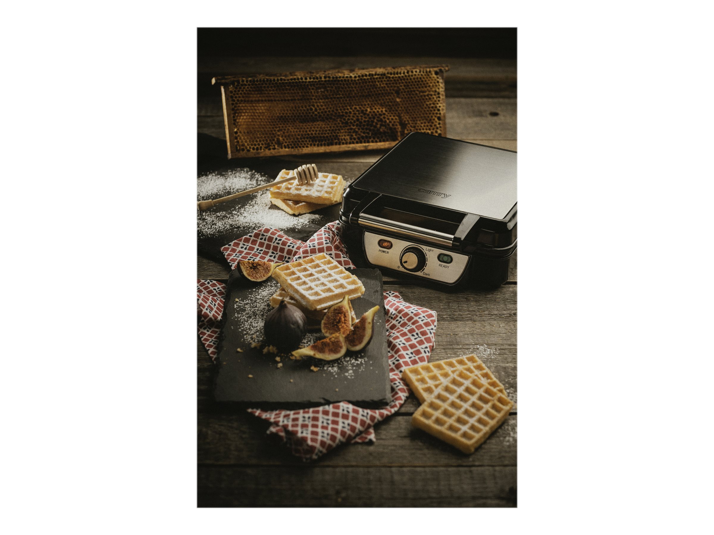 Camry | Waffle maker | CR 3025 | 1150 W | Number of pastry 4 | Belgium | Black/Stainless steel - Image 6