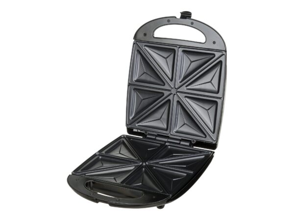 Camry | Sandwich maker XL | CR 3023 | 1500 W | Number of plates 1 | Number of pastry 4 | Black - Image 5
