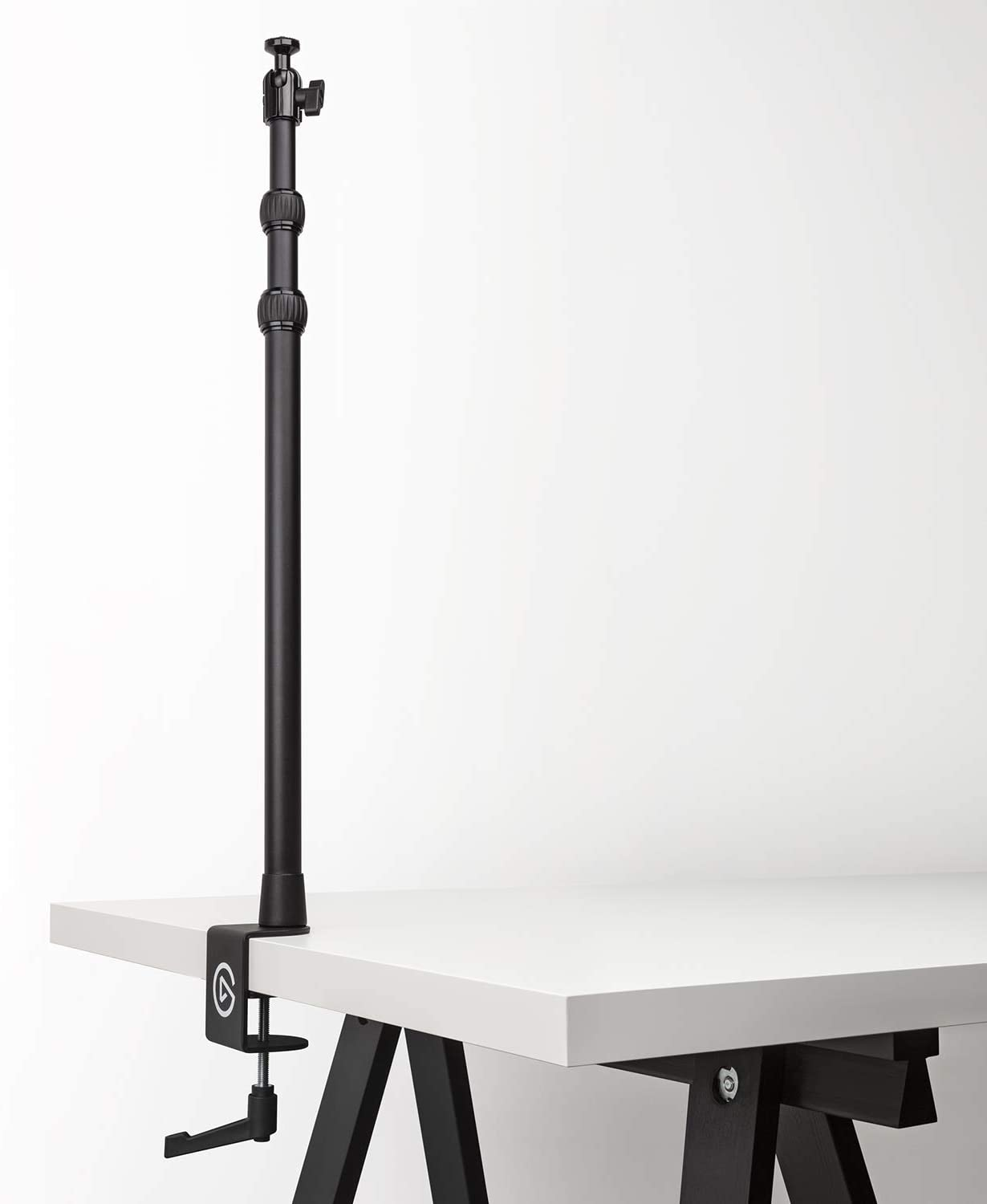 Elgato | Master Mount L | The ultimate space-saving standalone solution and all-essential host to a multitude of accessories; Two sizes, each with a ball head, 1/4-inch screw and padded clamp. For precise height adjustment in setups where maximum stability is key; Clamp to a desk, mount your device, and set the ideal height. With or without accessories, Master Mount gets your gear off the ground and into your workflow; Overhead setups, multiple mounting points, freestanding applications. All Multi Mount components are inter-compatible, so you can customize your configuration on the fly - Image 3