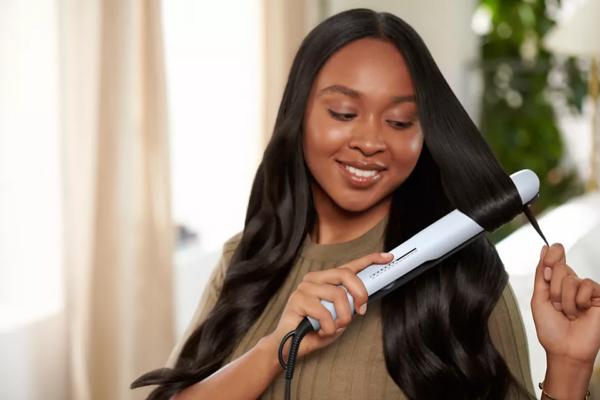 Philips | Hair Straitghtener | BHS520/00 | Warranty 24 month(s) | Ceramic heating system | Ionic function | Display LED | Temperature (max) 230 °C | Number of heating levels 12 | Pale Blue - Image 3