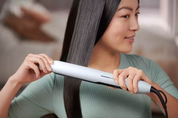Philips | Hair Straitghtener | BHS520/00 | Warranty 24 month(s) | Ceramic heating system | Ionic function | Display LED | Temperature (max) 230 °C | Number of heating levels 12 | Pale Blue - Image 5
