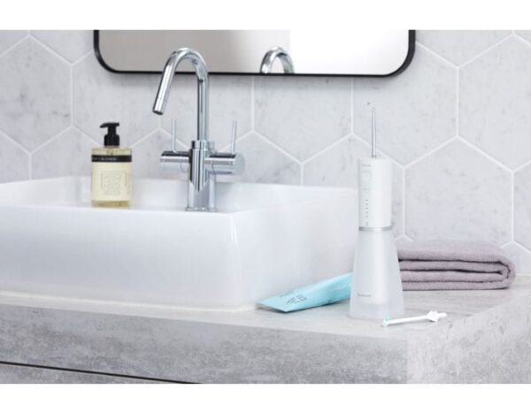 Panasonic Oral Irrigator | EW-DJ86-W503 | 200 ml | Number of heads 2 | White - Image 3