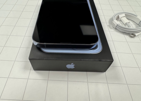 Apple | RENEW | Grade A | iPhone 13 Pro Max | Blue | 6.7 " | Super Retina XDR OLED | 2778 x 1284 pixels | 6 GB | 128 GB | Dual SIM | 4G | 5G | 12+12+12 MP | iOS | 18 - Image 4