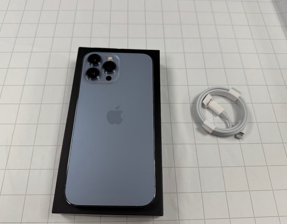 Apple Renew | REFURBISHED Grade B | Blue | 6.7 " | Super Retina XDR OLED | 2778 x 1284 pixels | 6 GB | 128 GB | Dual SIM | 4G | 5G | 12+12+12 MP | iOS | 18 | iPhone 13 Pro Max - Image 5