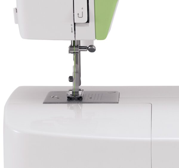 Singer | Sewing Machine | Simple 3229 | Number of stitches 31 | Number of buttonholes 1 | White/Green - Image 3