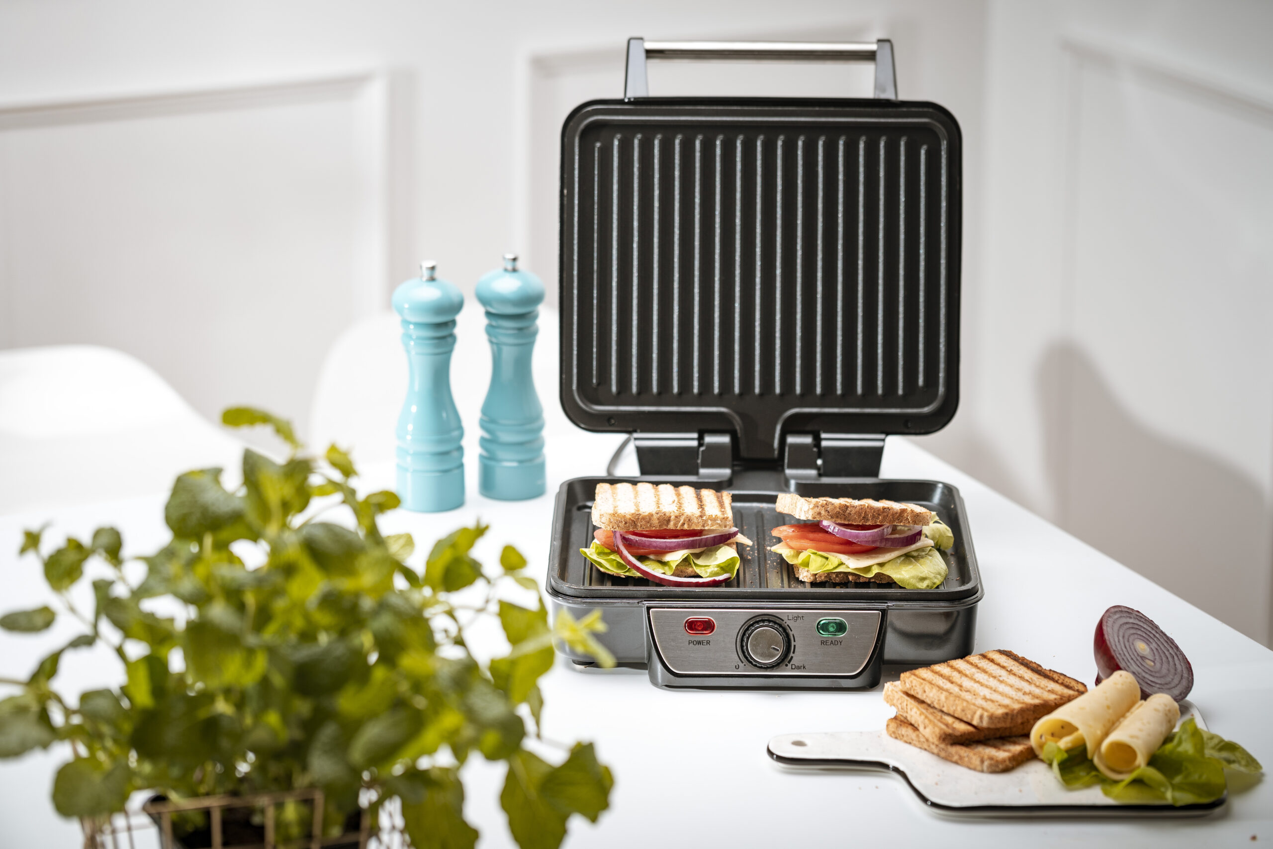 Mesko | Grill | MS 3050 | Contact grill | 1800 W | Black/Stainless steel - Image 9