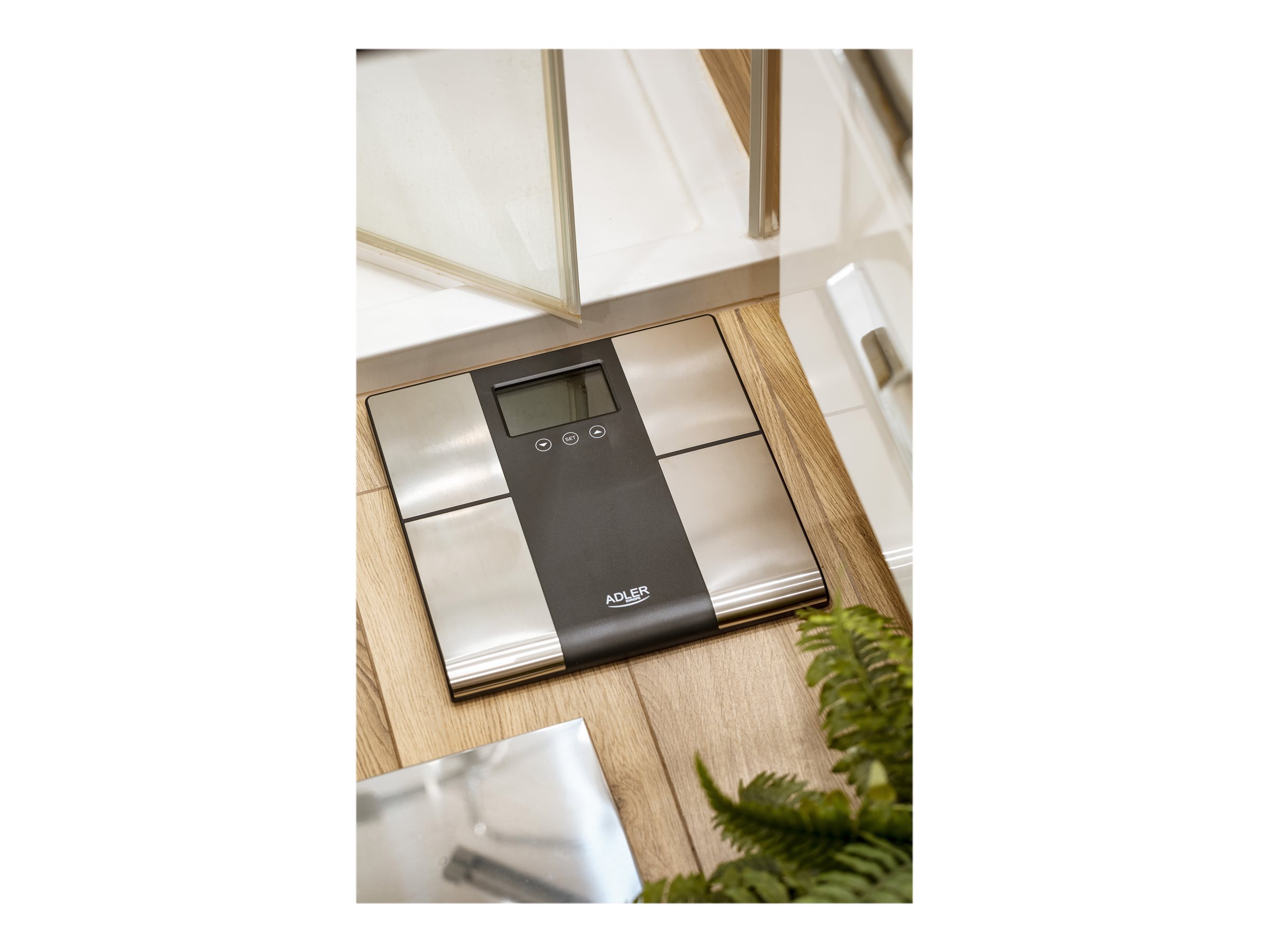 Adler | Bathroom scale with analyzer | AD 8165 | Maximum weight (capacity) 225 kg | Accuracy 100 g | Body Mass Index (BMI) measuring | Stainless steel/Black - Image 13