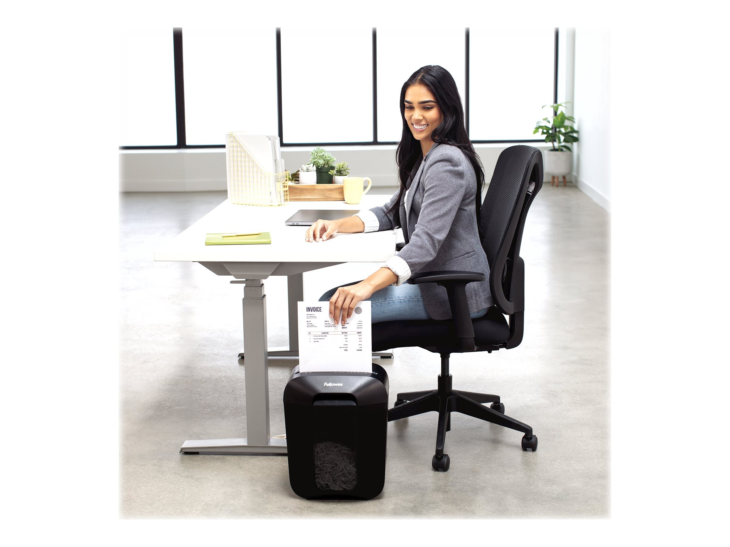 Cross-Cut | LX45 | Black | Paper shredding | Credit cards shredding | Traditional - Image 6