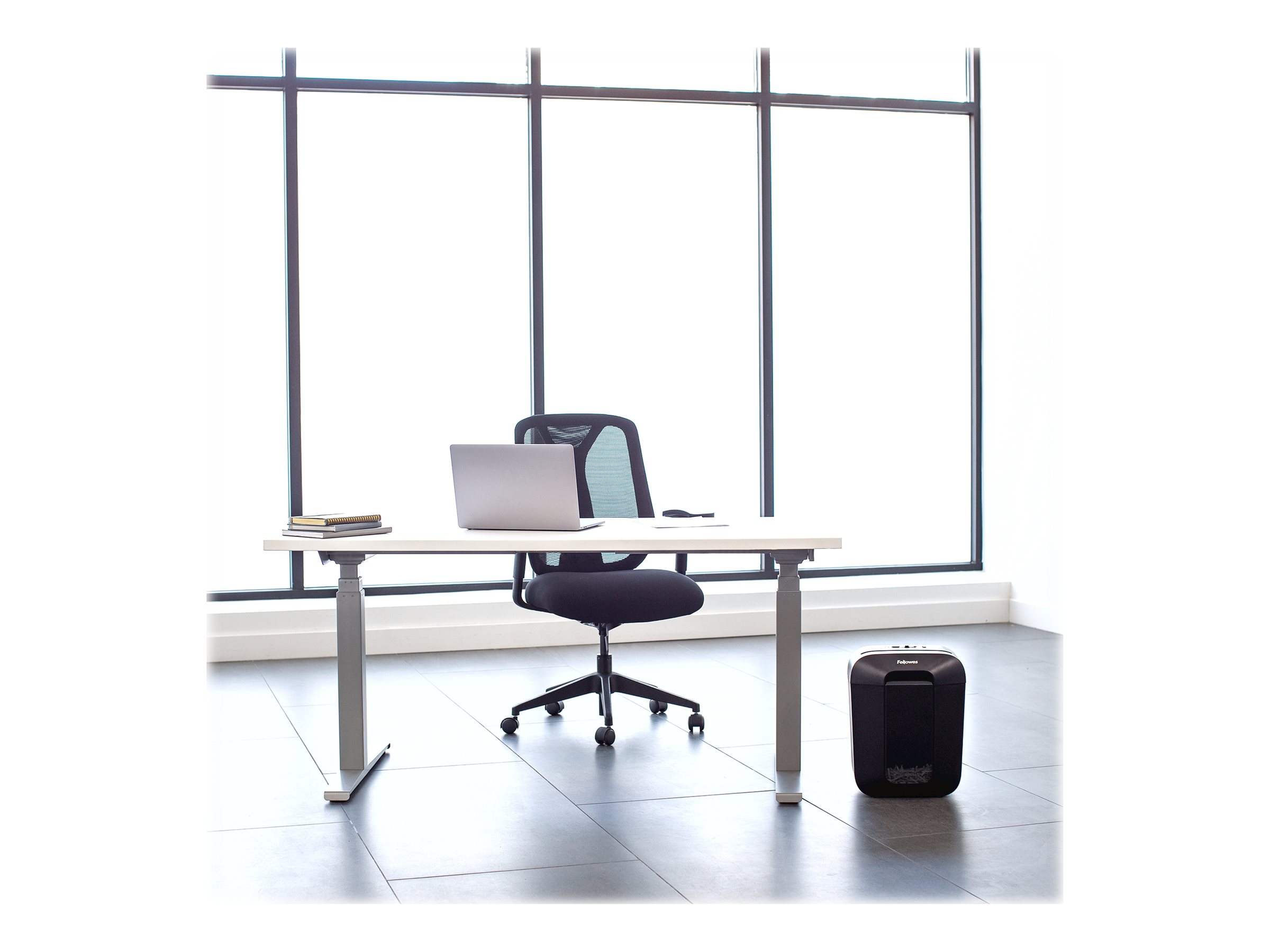 Cross-Cut | LX45 | Black | Paper shredding | Credit cards shredding | Traditional - Image 12