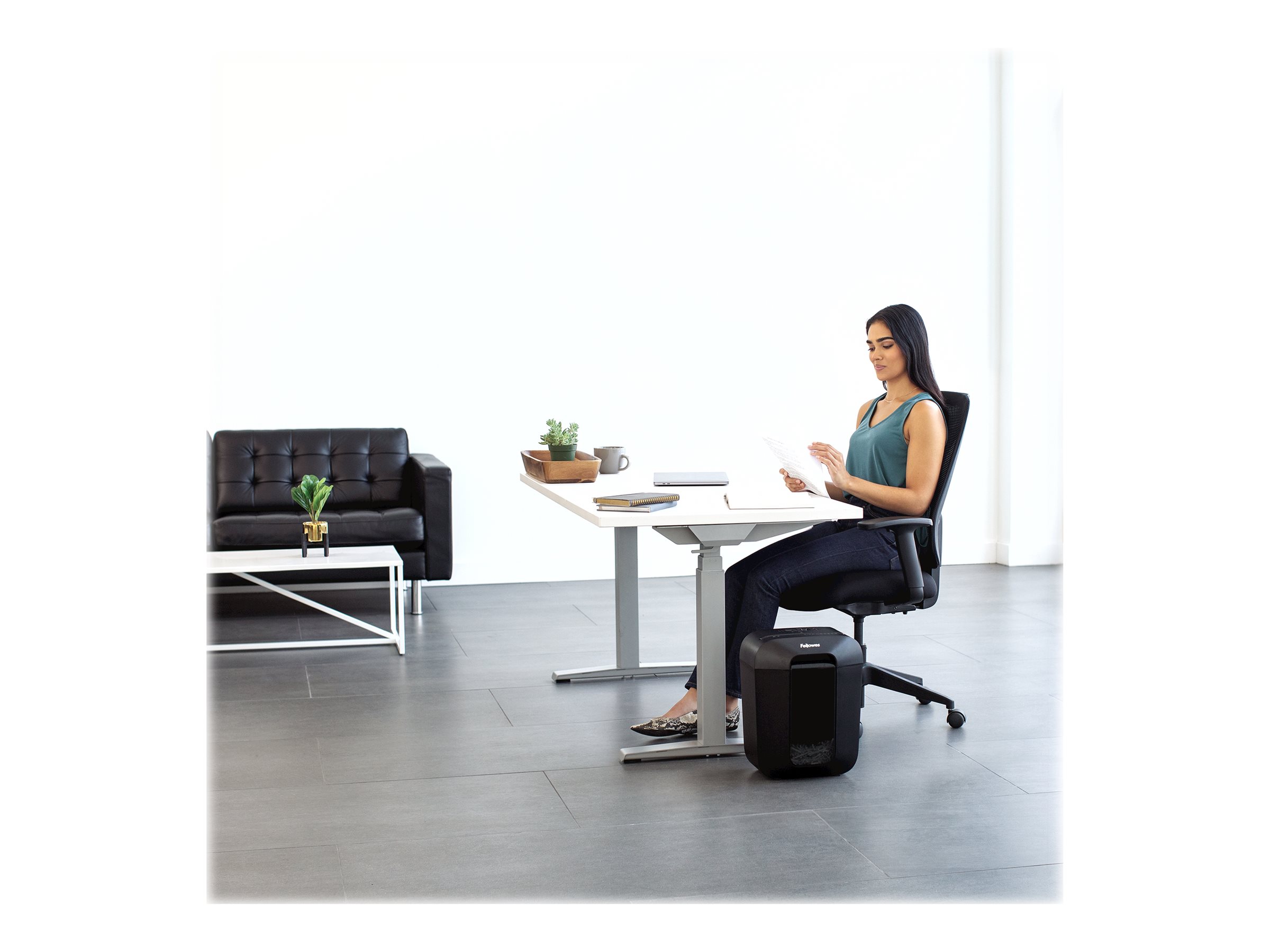 Cross-Cut | LX45 | Black | Paper shredding | Credit cards shredding | Traditional - Image 13