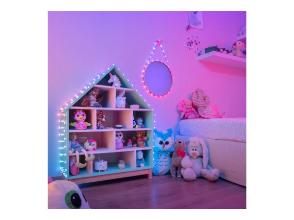 Twinkly Candies 100 Heart-shaped RGB LEDs, Clear Wire, USB-C - Image 4