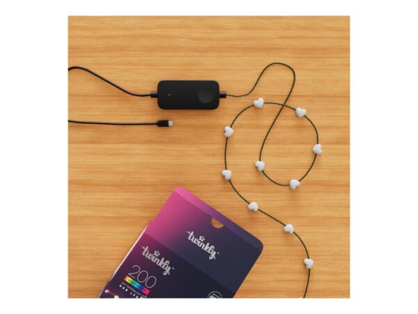 Twinkly Candies 200 Heart-shaped RGB LEDs, Green Wire, USB-C - Image 3