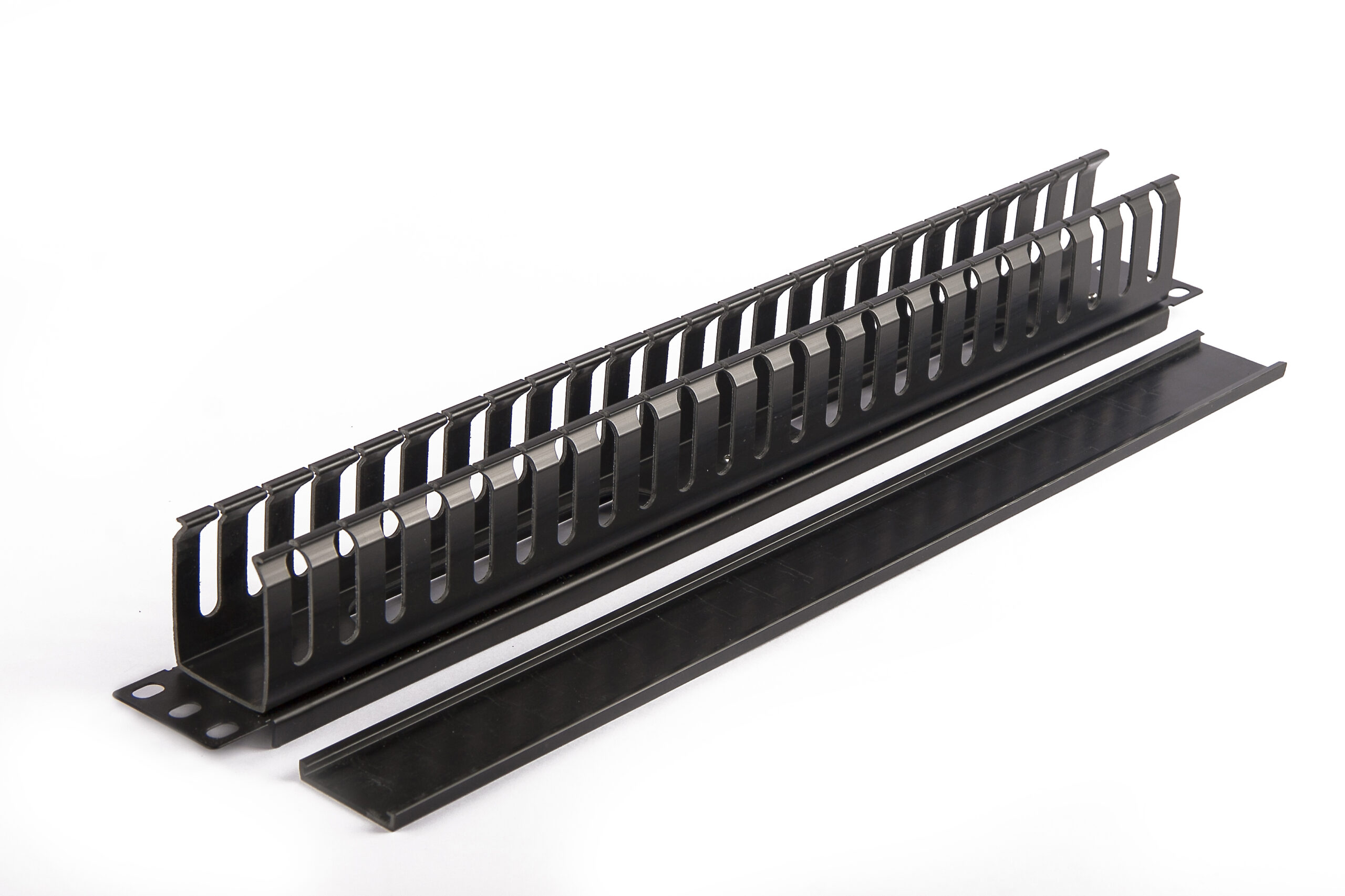 SOMI Networks | 19“ Cable Management Bar with Plastic Duct and Cover | CMB-04 | Black | Ring Diameter 45x50mm - Image 6