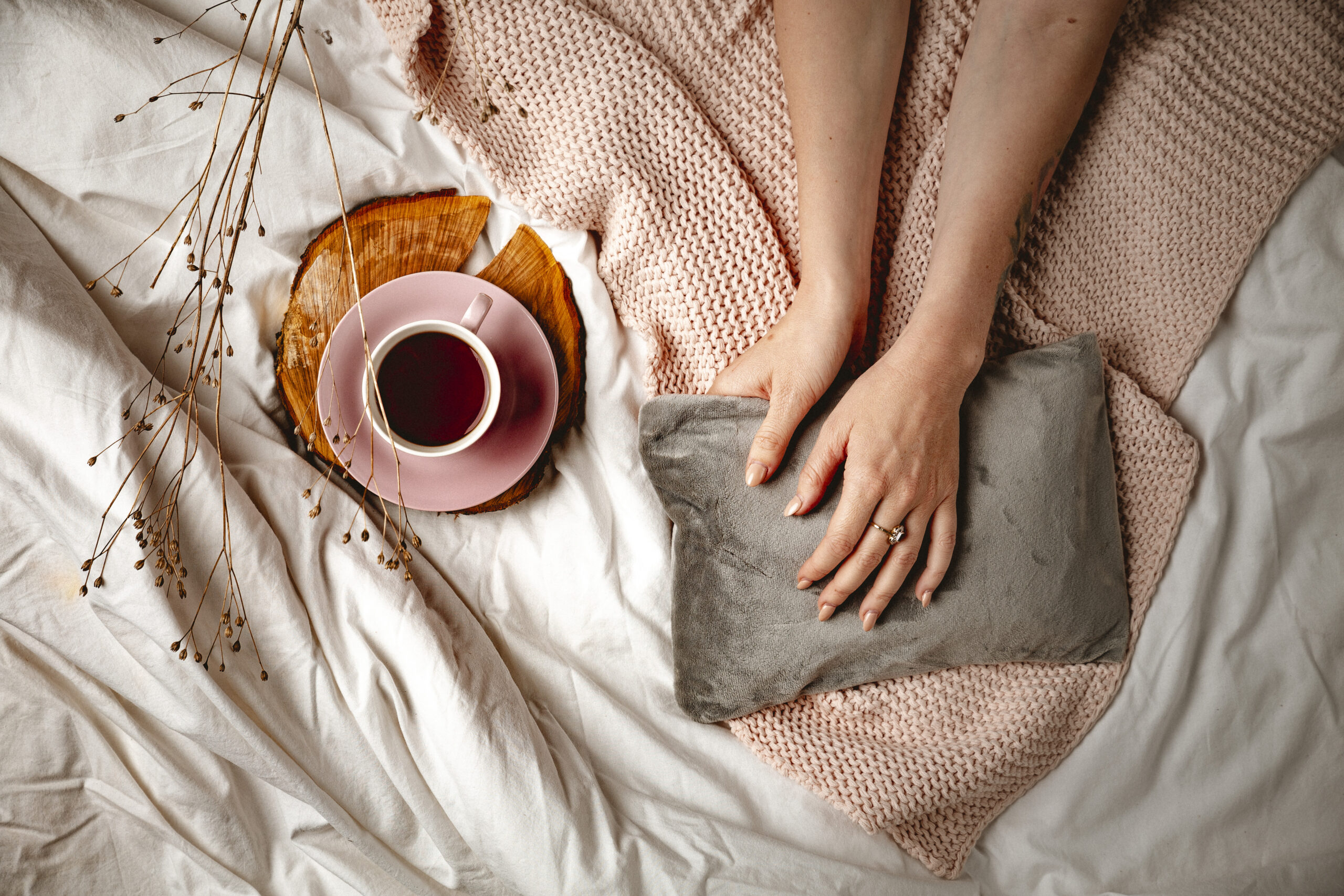 Adler | Electric Hot water bottle warmer | AD 7427 | Number of heating levels 1 | Number of persons 1 | Remote control | Soft polar | 360 W | Gray - Image 3