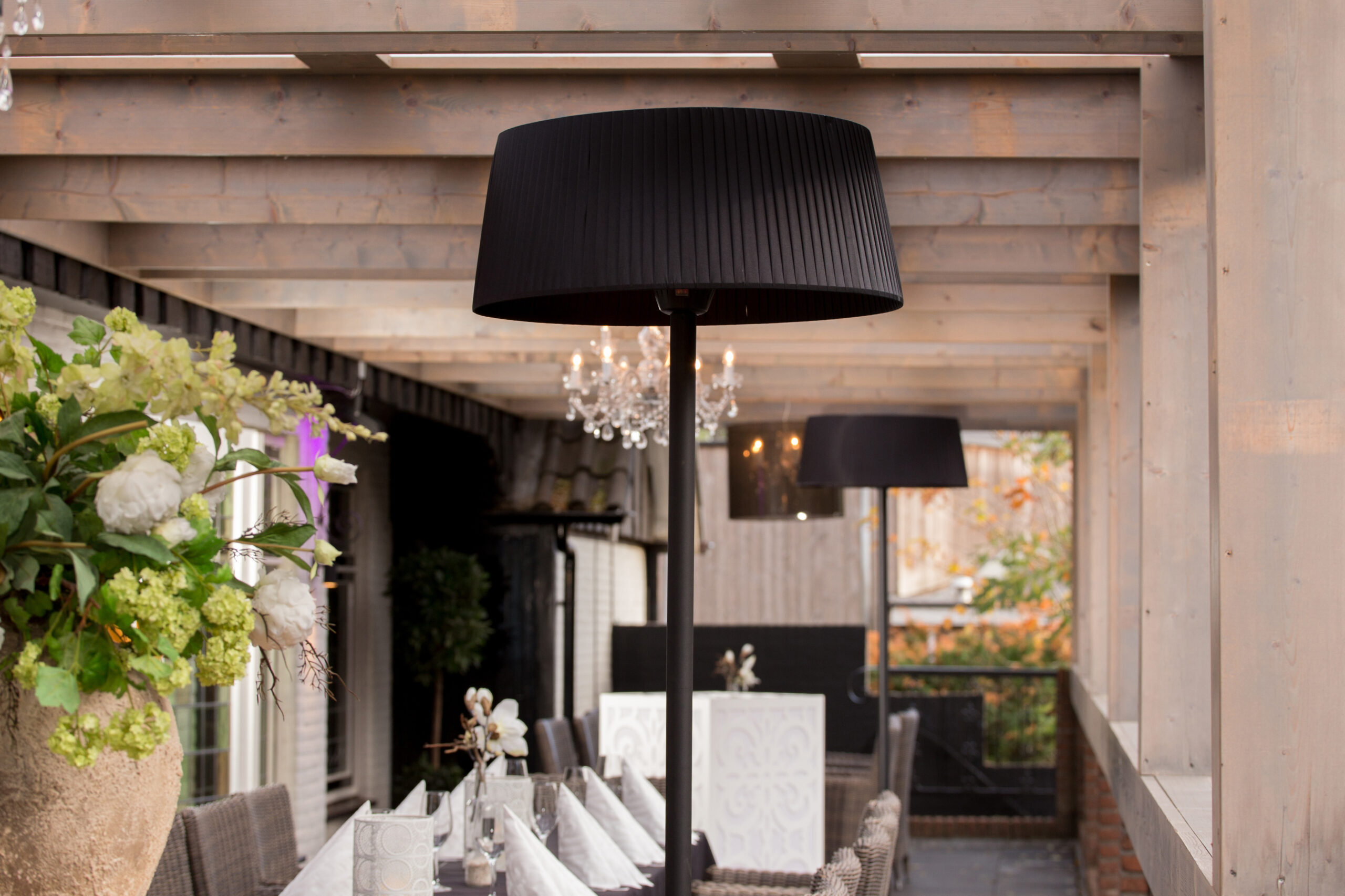 SUNRED | Heater | ARTIX SB BASIC, Bright Standing | Infrared | 2100 W | Black | IP44 - Image 4