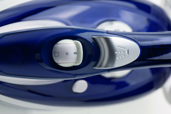 Gorenje | Steam Iron | SIH2600BLC | Steam Iron | 2600 W | Water tank capacity 350 ml | Continuous steam 30 g/min | Steam boost performance 95 g/min | Blue/White - Image 2