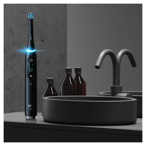 Oral-B | Electric Toothbrush | iO10 Series | Rechargeable | For adults | Number of brush heads included 1 | Number of teeth brushing modes 7 | Cosmic Black - Image 4