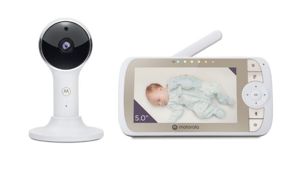 Motorola | Full HD Wi-Fi Video Baby Monitor with Crib Mount | VM65X CONNECT 5.0" | 5.0" LCD colour display with 480 x 272 resolution; Lullabies; Room temperature monitoring; Infrared night vision; LED sound level indicator; Wi-Fi connectivity for on-the-go viewing; 2.4GHz FHSS  wireless technology for in-home viewing; Digital pan, tilt and zoom; High sensitivity microphone; Rechargeable parent unit; Secure and private connection; Over-the-crib mount; Flexible magnetic mount | White/Gold - Image 2