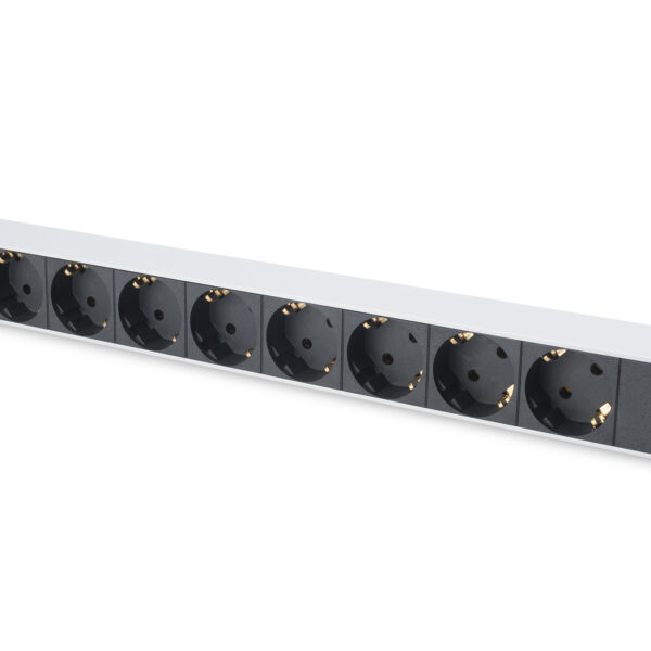 Aluminum outlet strip with 8 safety outlets | DN-95401 | Sockets quantity 8