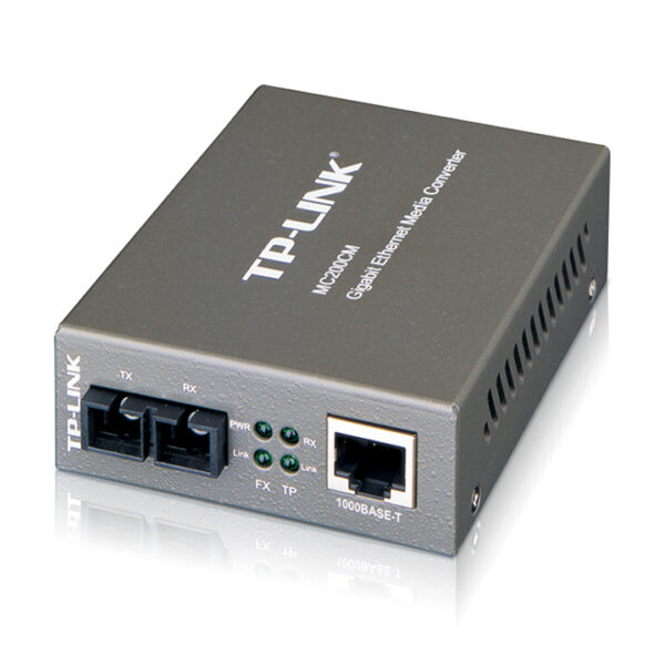 TP-LINK Gigabit Multi-Mode Media Converter | MC200CM | 1x 1000M SC/UPC port | 1x 1000M RJ45 port (Auto MDI/MDIX)