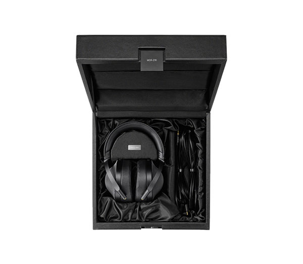 Sony MDR-Z1R Signature Series Premium Hi-Res Headphones, Black | Sony | Signature Series Premium Hi-Res Headphones | MDR-Z1R | Wired | On-Ear | Black - Image 8