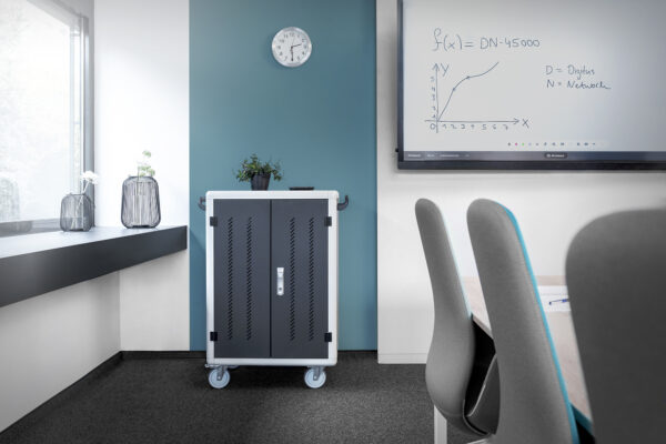 Digitus | Black | Charging Trolley 30 Notebooks / Tablets up to 15.6" | Pressure lock system with swiveling lever handle on the front and back door, lockable; Safety plug socket with switch on the side - Image 19