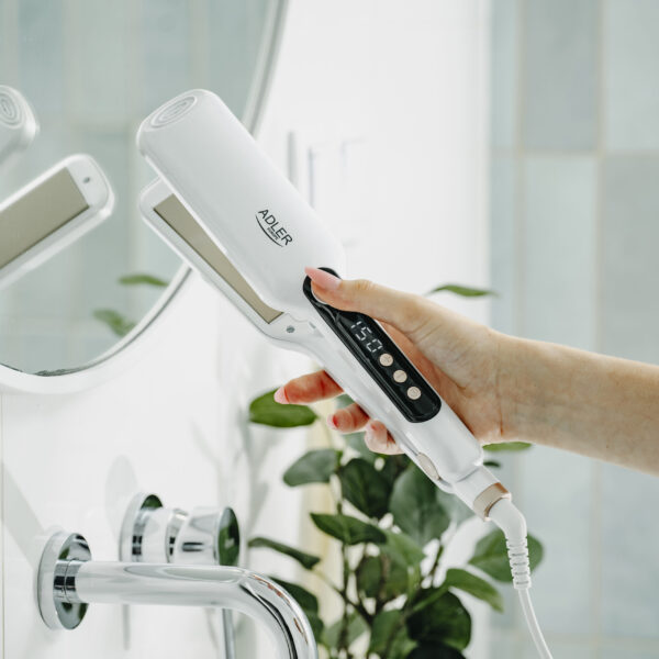 Adler Hair Straightener - Wide | AD 2325 | Ceramic heating system | Display LCD | Temperature (min) 150 °C | Temperature (max) 210 °C | Number of heating levels 7 | 120 W | White - Image 7