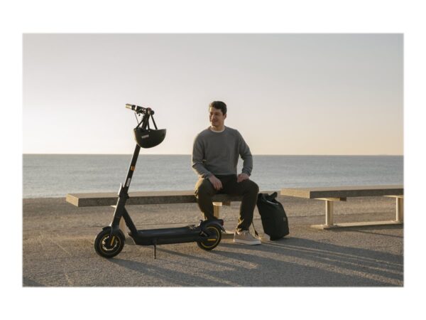 Ninebot by Segway Kickscooter MAX G2 E, Black | Segway | Kickscooter MAX G2 E | Up to 25 km/h | 10 " | Black - Image 10
