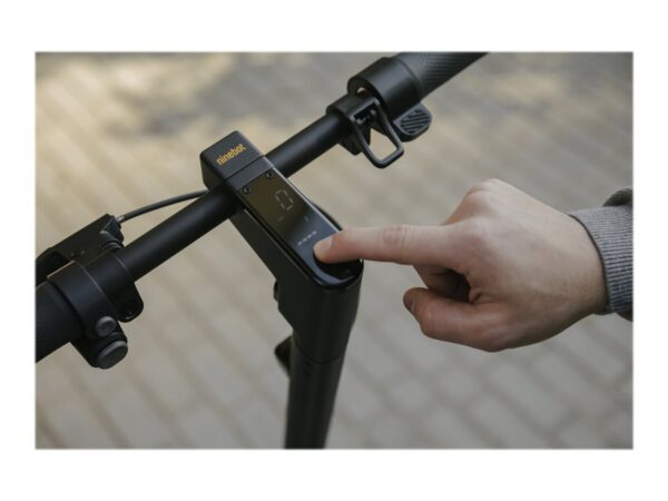Ninebot by Segway Kickscooter MAX G2 E, Black | Segway | Kickscooter MAX G2 E | Up to 25 km/h | 10 " | Black - Image 15