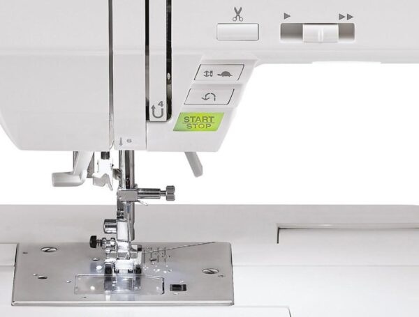 Singer | Sewing Machine | Quantum Stylist™ 9960 | Number of stitches 600 | Number of buttonholes 13 | White - Image 4