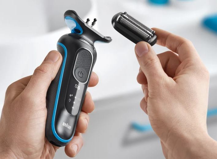 Braun | Shaver | 51-B1000s | Operating time (max) 50 min | Wet & Dry | Black/Blue - Image 2
