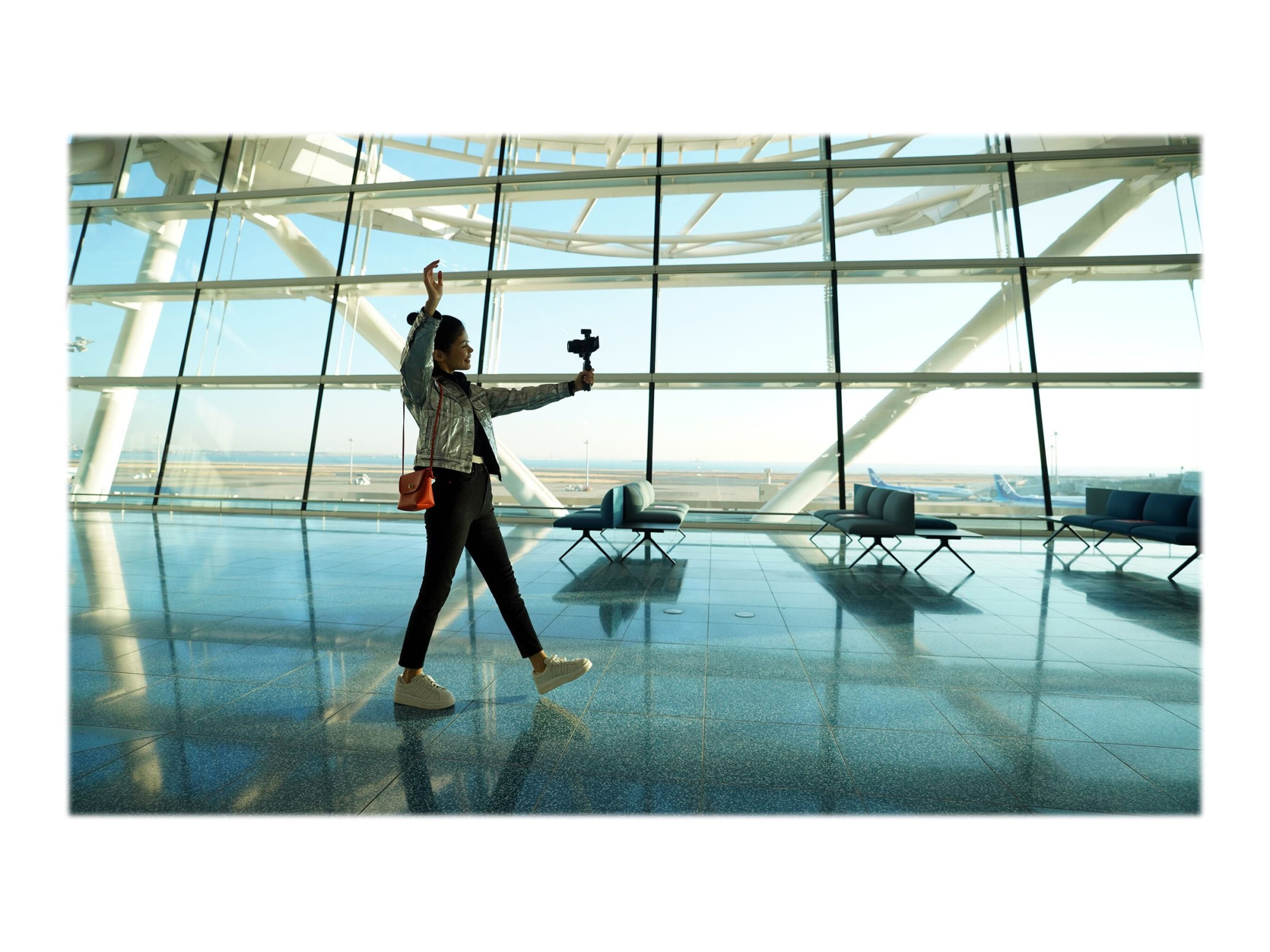 Sony | Shotgun Microphone | ECM-G1 | Frequency response: 50 Hz - 20000 Hz; Front sensitivity: -36dB (0dB=1V/Pa, 1kHz) ; Maximum input sound pressure level: 125dB - Image 23