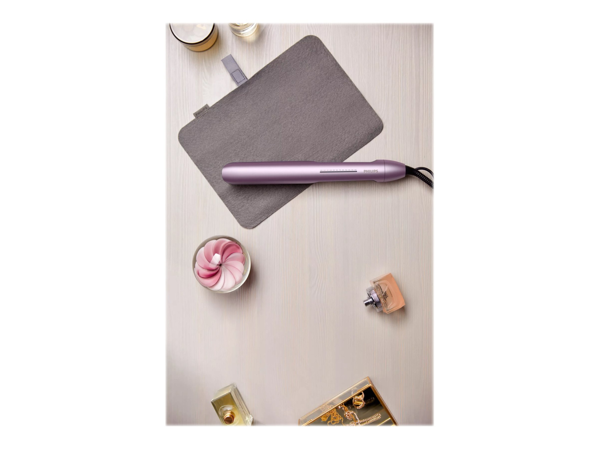 Philips | Hair Straitghtener | BHS530/00 | Warranty 24 month(s) | Ceramic heating system | Ionic function | Display LED | Temperature (max) 230 °C | Number of heating levels 12 | Metallic Pink - Image 7