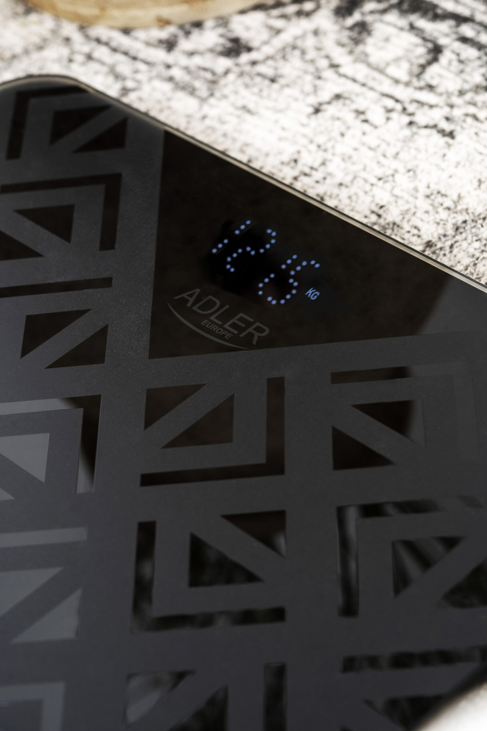 Adler | Bathroom Scale | AD 8170 | Maximum weight (capacity) 180 kg | Accuracy 100 g | Black - Image 3