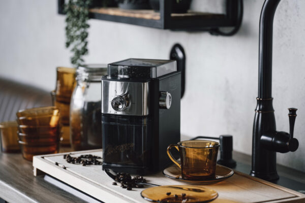 Adler | Coffee Grinder | AD 4448 | 300 W | Coffee beans capacity 250 g | Number of cups 12 per container pc(s) | Black - Image 6