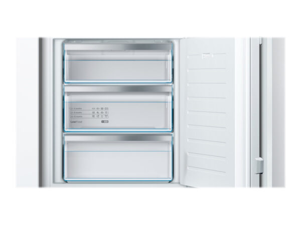 Bosch | Freezer | GIV11AFE0 | Energy efficiency class E | Upright | Built-in | Height 71.2 cm | Total net capacity 72 L | White - Image 4