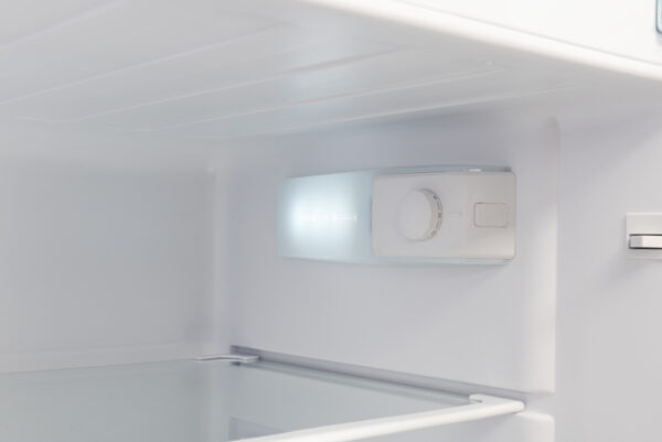 ETA Refrigerator | ETA174490000E | Energy efficiency class E | Free standing | Double Door | Height 123 cm | Fridge net capacity 112 L | Freezer net capacity 39 L | 40 dB | White - Image 5
