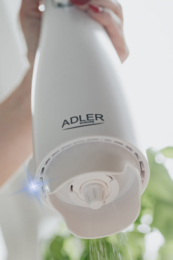 Adler | Electric Salt and pepper grinder | AD 4449w | Grinder | 7 W | Housing material ABS plastic | Lithium | Mills with ceramic querns; Charging light; Auto power off after: 3 minutes; Fully charged for 120 minutes of continuous use; Charging time: 2.5 hours; Cable charging: USB-C-USB-A; Grinder capacity: 150ml; Included: base, 3 replaceable grinders, tray, USB charging cable | Matte White - Image 4