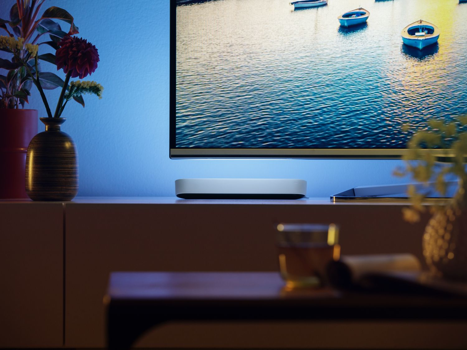 Philips Hue Play WCA Lightbar Base, Twin pack, White | 42 W | 2000-6500 Hue White Colour Ambiance - Image 7