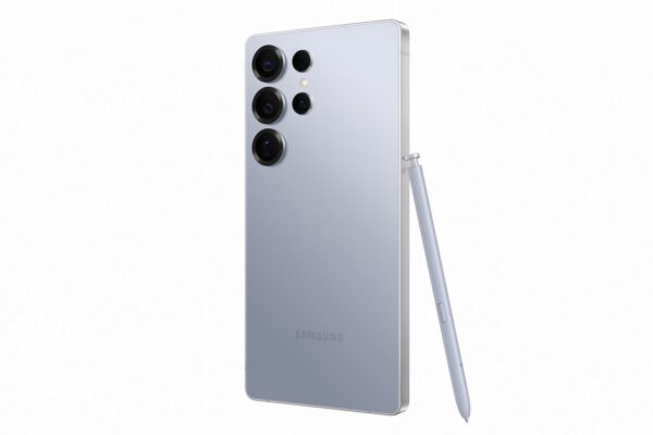 Samsung Galaxy | S25 Ultra S938 | Titanium Silverblue | 6.9 " | Dynamic LTPO AMOLED 2X | 1440 x 3120 pixels | Qualcomm | Internal RAM 12 GB | 256 GB | Dual SIM | 5G | Main camera resolution 200+50+50+10 MP | Secondary camera resolution 12 MP | Android | 15 - Image 4