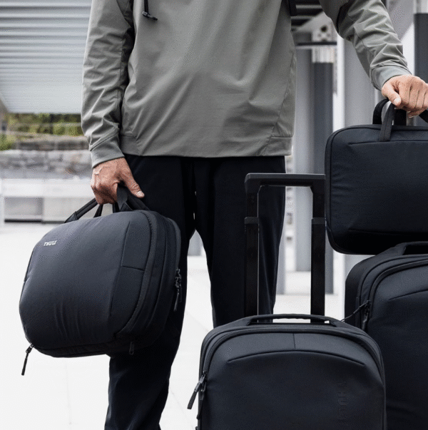 Thule | TSBB401 Subterra 2 | Hybrid Travel Bag, 15 L | Carry-on luggage | Black - Image 6