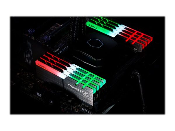 G.Skill | Trident Z RGB | 32 GB | DDR4 | 4266 MHz | PC/server | Registered No | ECC No - Image 4